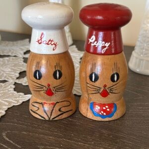 Vintage Cat Salt and Pepper Shakers